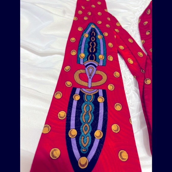 Adolfo Couture man’s red colorful all silk tie - Picture 2 of 3